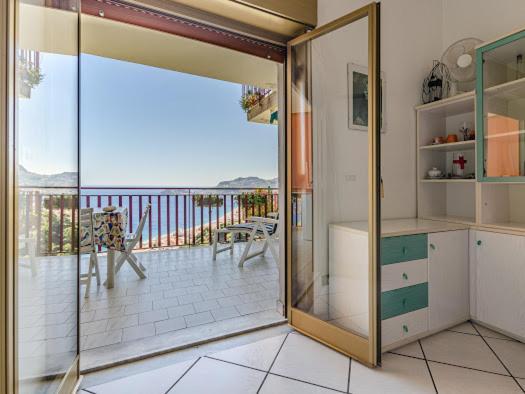 Casa Vacanze Donna Oxana * Letojanni